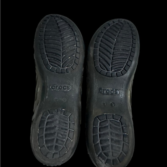 CROCS Women's Black Flats - Picture 3 of 5